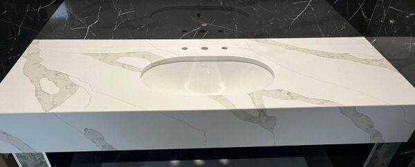 Blat Baie Quartz Calacatta