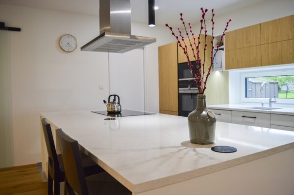 Blat Insula Quartz Noble Arco