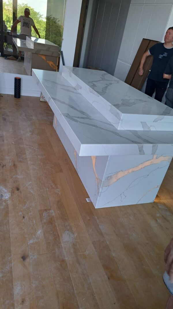 Blat Quartz Calacatta Translux Lastra de 2 cm