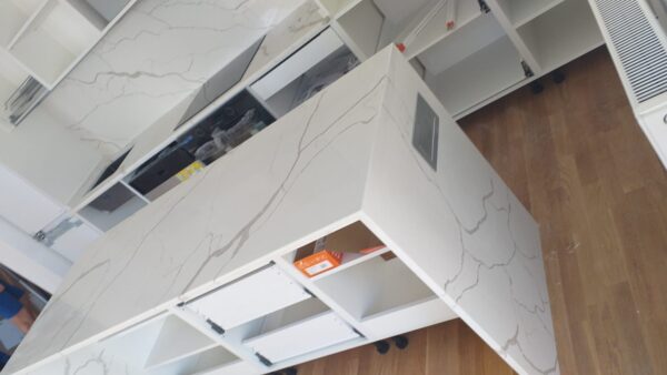 Producator Blat Quartz Alb Timisoara