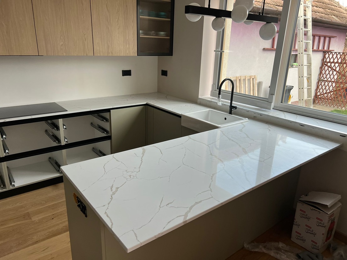 Blat Quartz Calacatta Oro