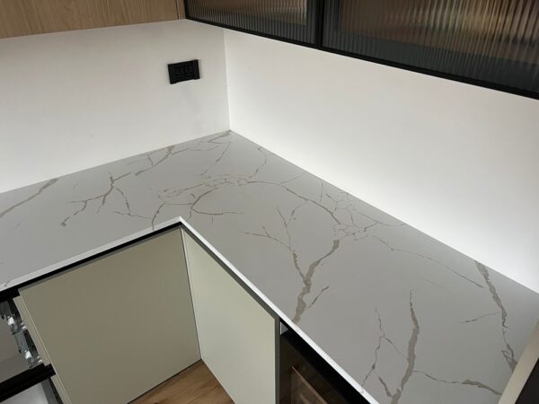 Blat Bucatarie Quartz Calacatta Oro