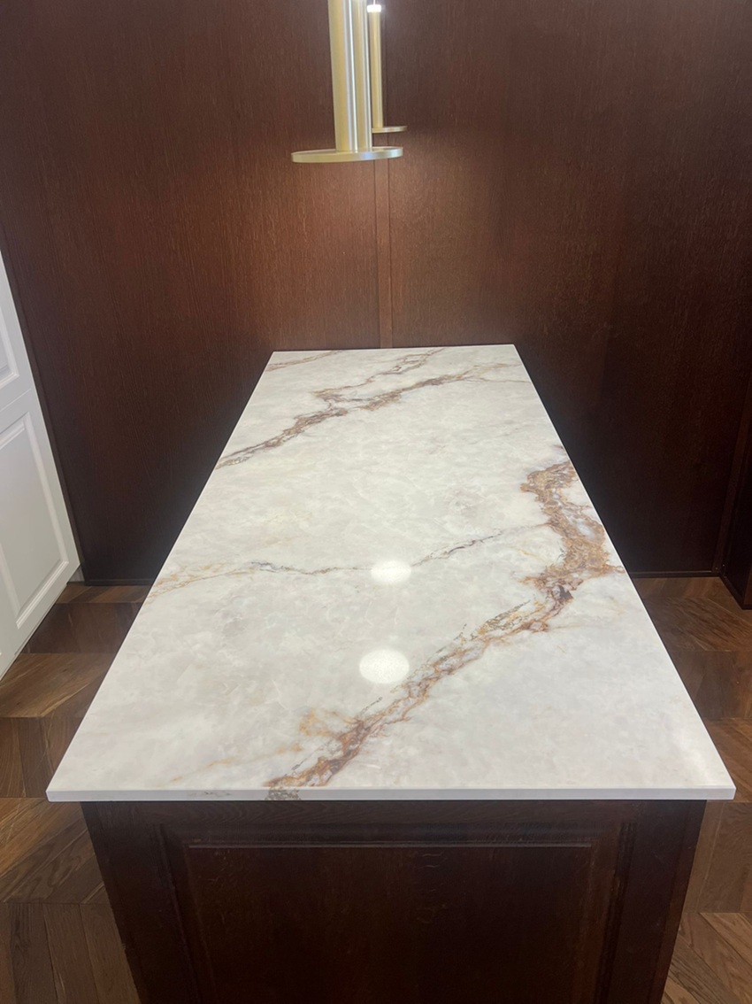 Blat Insula Bucatarie Calacatta