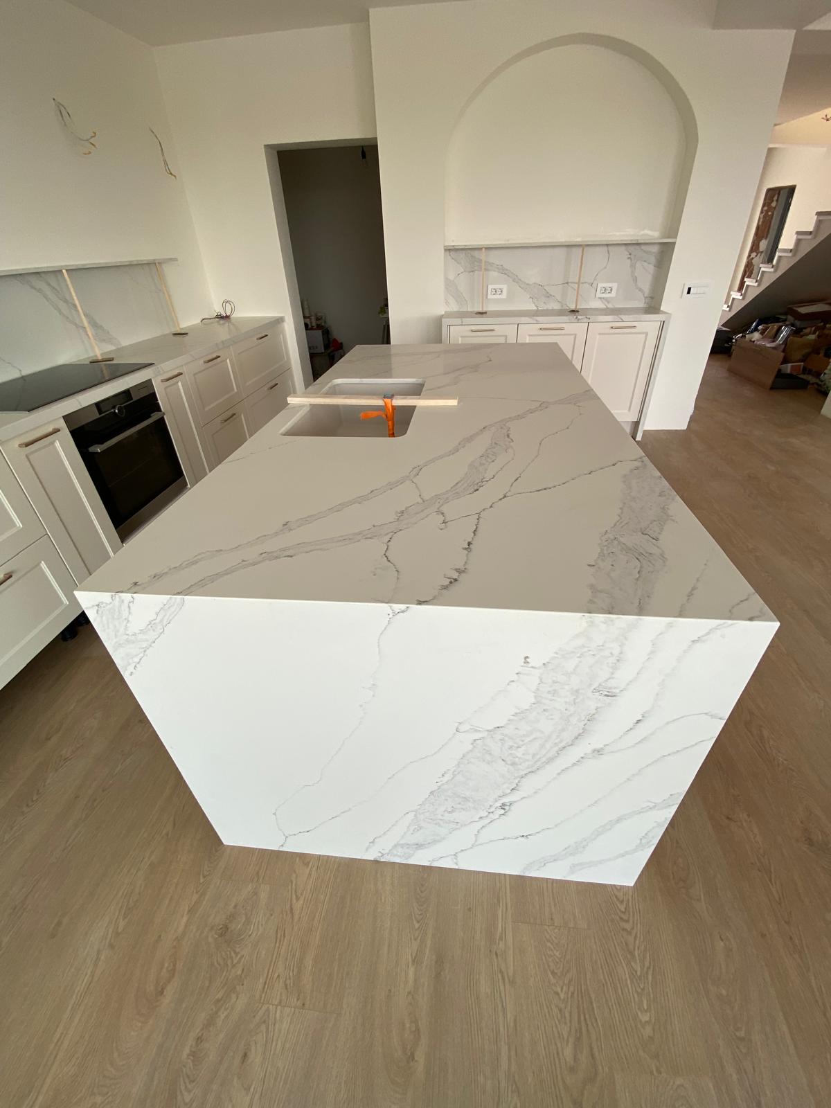 Blaturi Quartz Prelucrare Personalizata